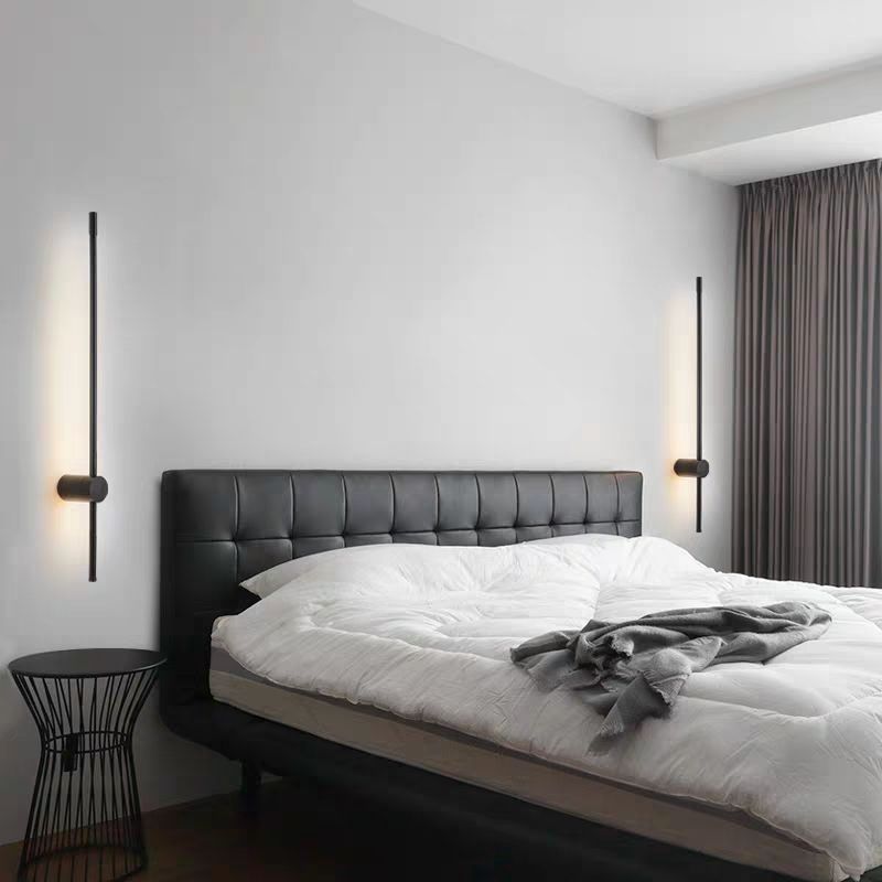 Applique Murale Linéaire Moderne | Design Élégant et Atmosphère Chaleureuse