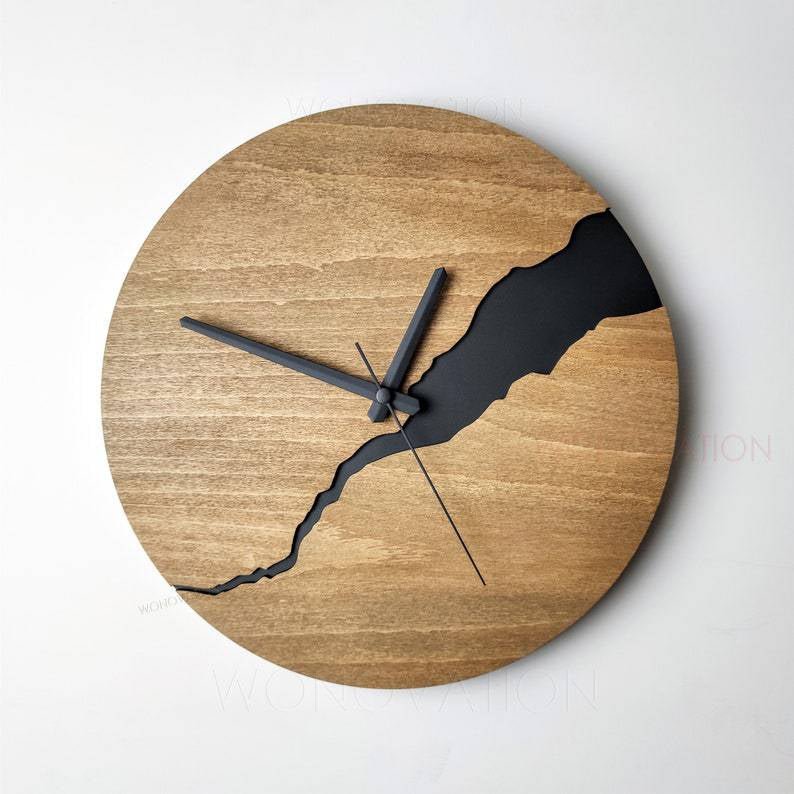 Horloge Murale en Bois | Élégance Rustique et Moderne