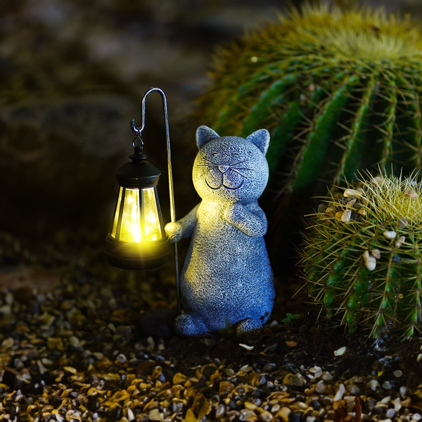 Lampe Solaire Chat Doré | Éclairez Votre Jardin avec Magie