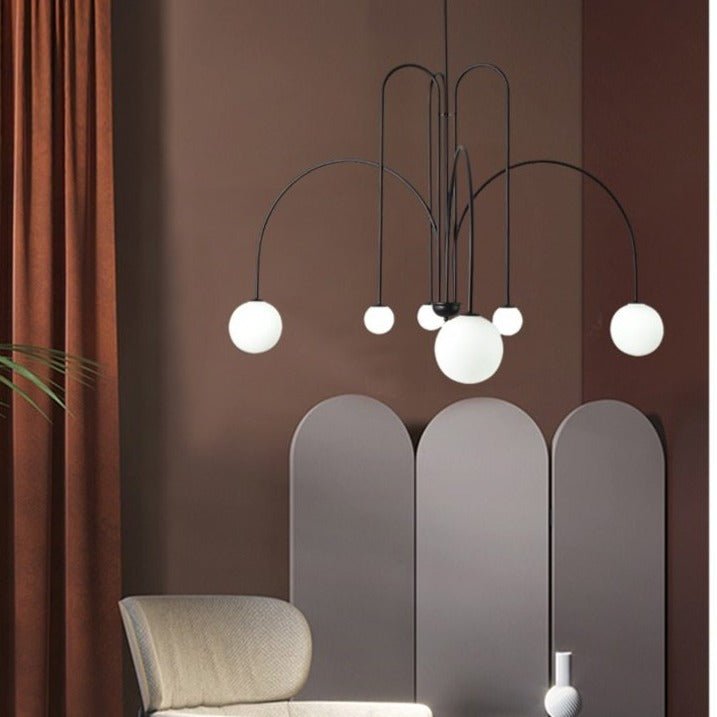 Lustre Courbé Moderne en Fer | Élégance et Durabilité pour Votre Intérieur