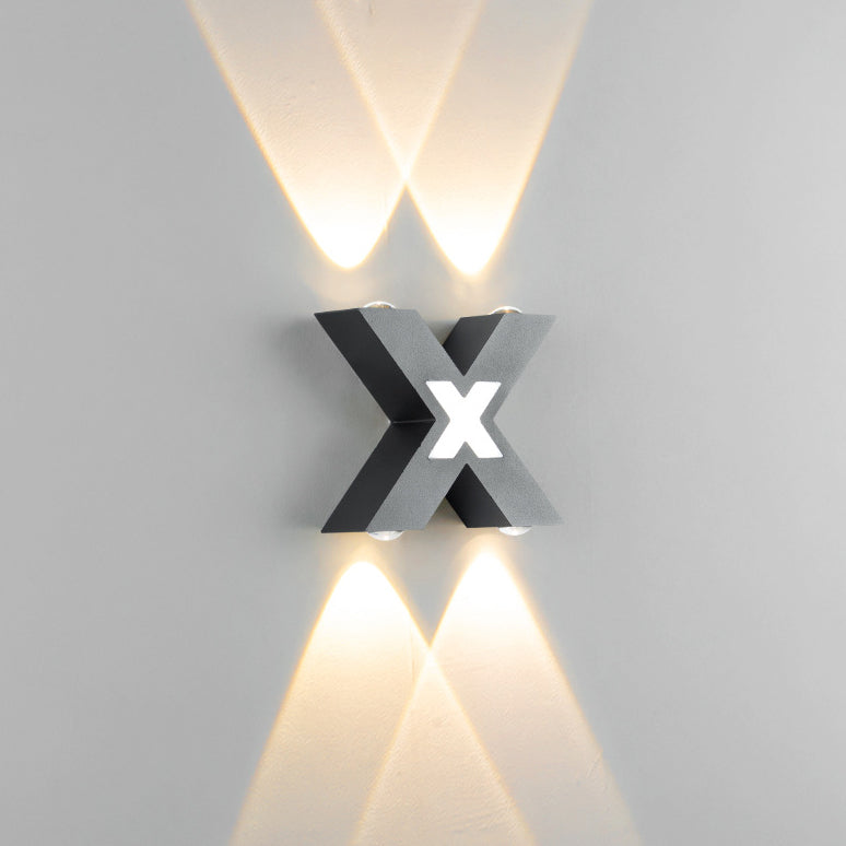 Applique Murale LED en Forme de X | Éclairage Extérieur Résistant aux Intempéries