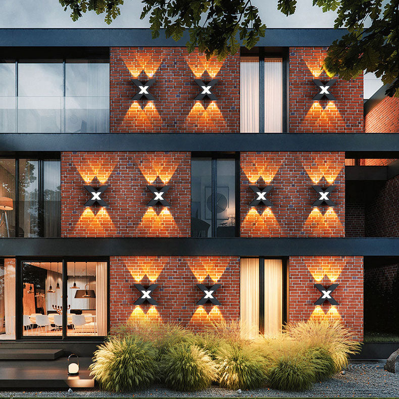 Applique Murale LED en Forme de X | Éclairage Extérieur Résistant aux Intempéries