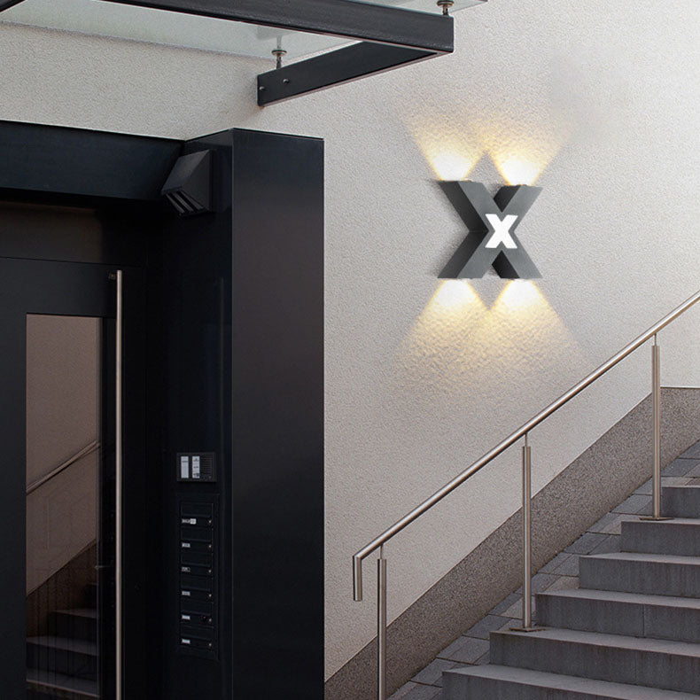 Applique Murale LED en Forme de X | Éclairage Extérieur Résistant aux Intempéries