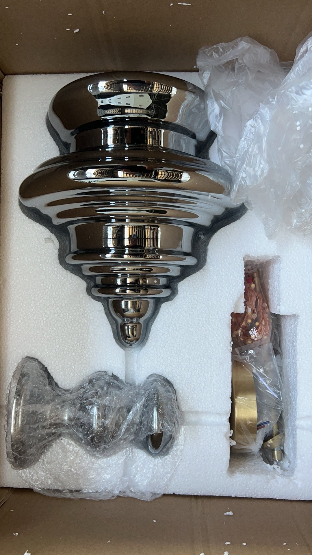 Lampe Suspendue Grise Design Élégant | Éclairage Ambiance et Matériaux Luxueux