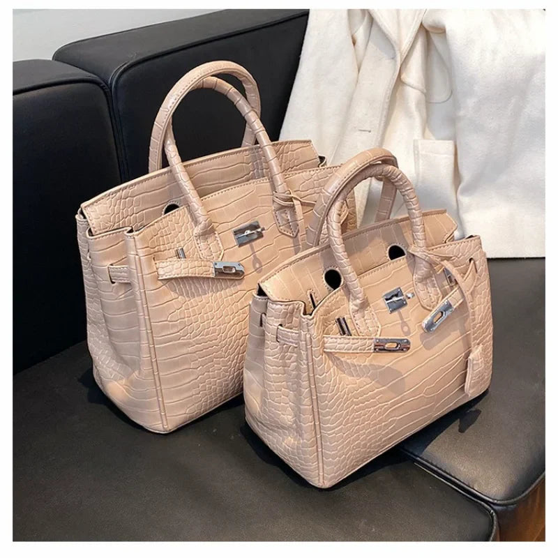Sac fourre-tout en Cuir PU | Spacieux et Ajustable pour Femmes