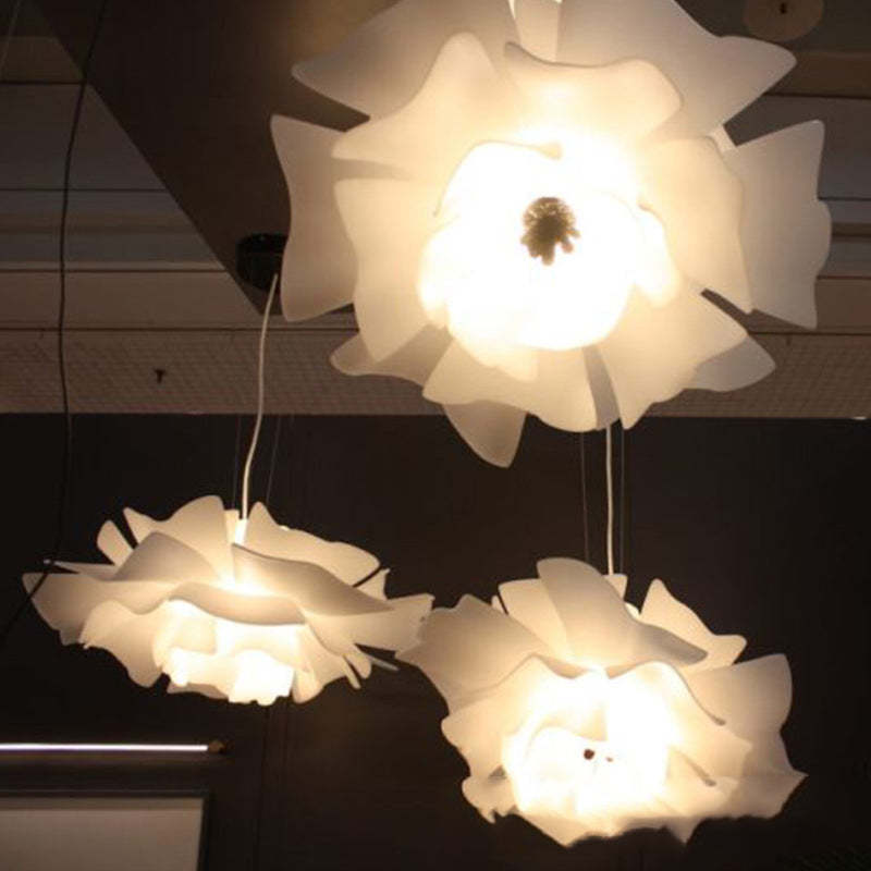Lumière Suspendue Florale Moderne | Élégance et Ambiance Accueillante