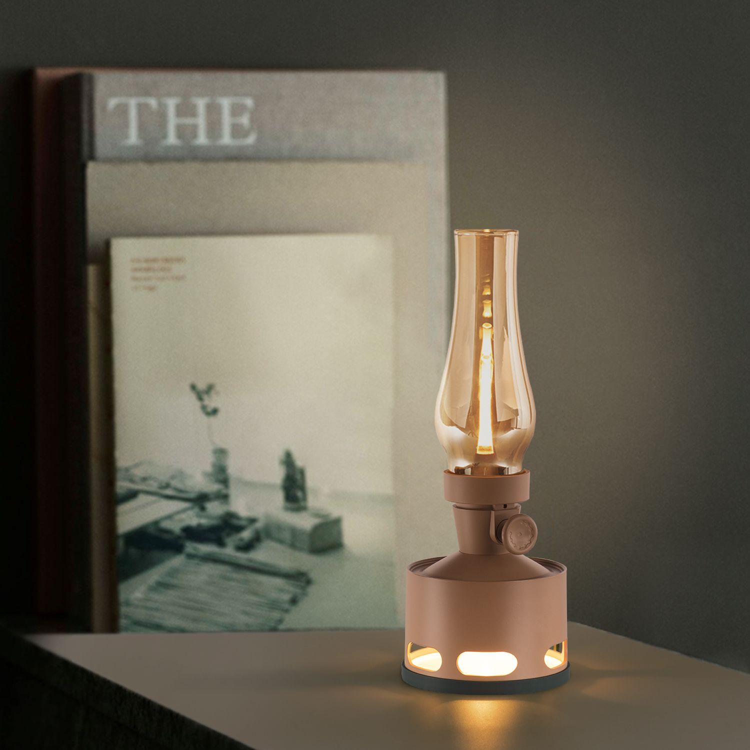 Lanterne LED Ancienne Style Rétro | Charme Nostalgique et Efficacité Énergétique