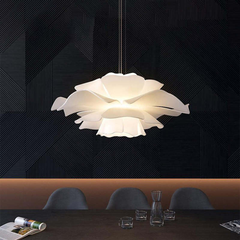 Lumière Suspendue Florale Moderne | Élégance et Ambiance Accueillante
