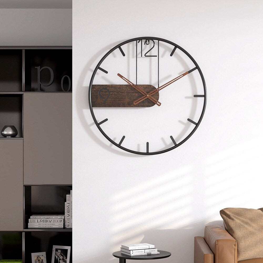 Horloge Murale en Acier et Noyer | Élégance Industrielle et Charme Intemporel