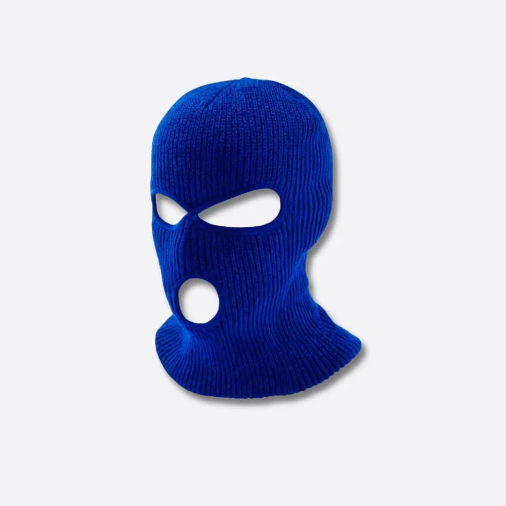 Gestrickte Wollbalaklava – angenehme Wärme für winterliche Ausflüge