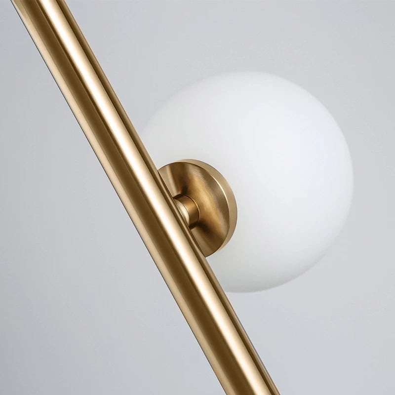 Lampe sur Pied Scandinave Dorée | Élégance et Efficacité Énergétique
