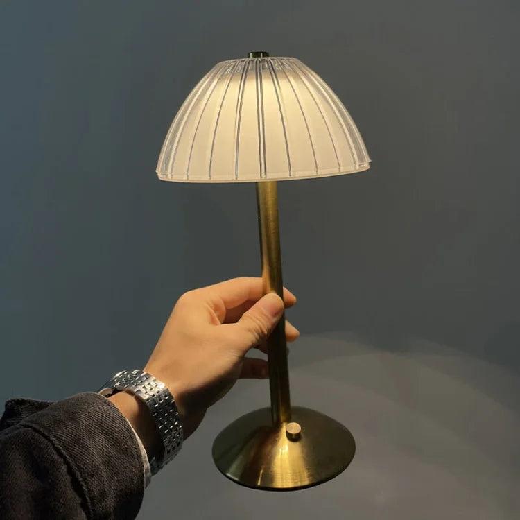Lampe LED Sans Fil | Design Élégant et Luminosité Réglable