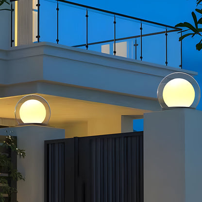 Lampe Solaire Moderne pour Extérieur | Design Résistant aux Intempéries et Élégant