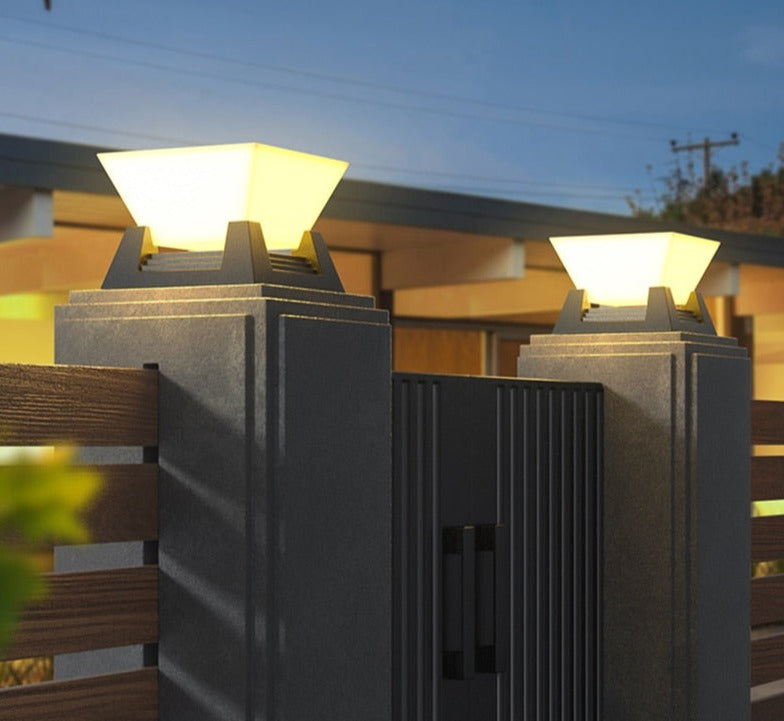 Lampe Murale Solaire LED | Éclairage Intelligent et Économique