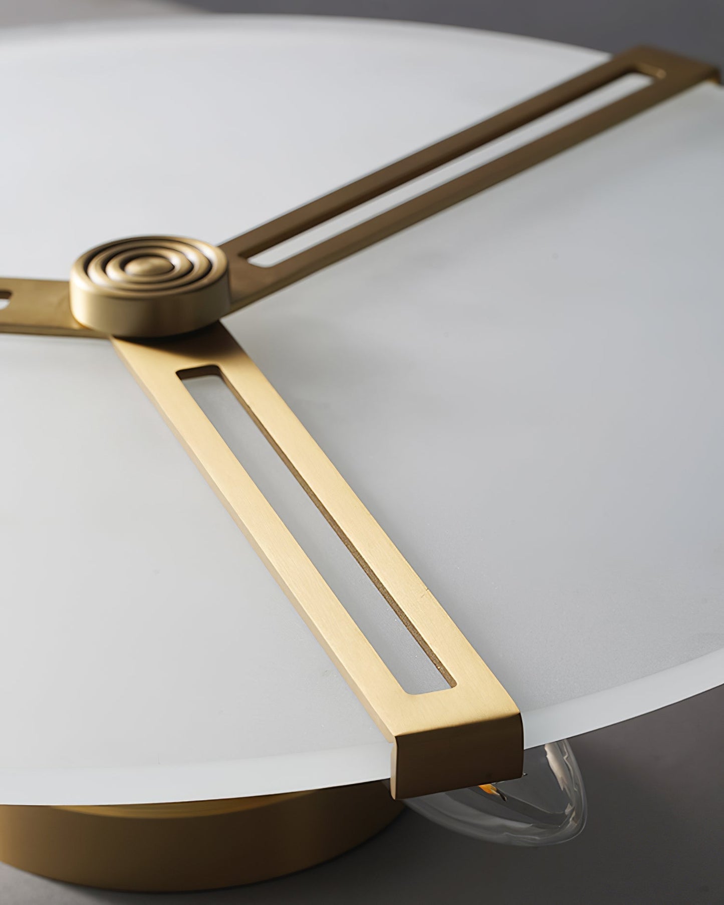 Plafonnier Moderne en Verre et Métal | Design Élégant et Illumination Chaleureuse