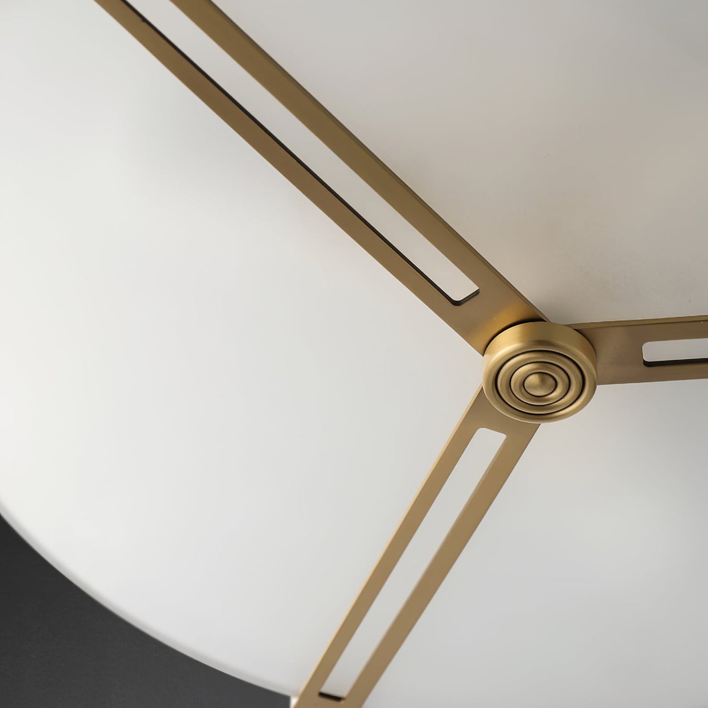 Plafonnier Moderne en Verre et Métal | Design Élégant et Illumination Chaleureuse