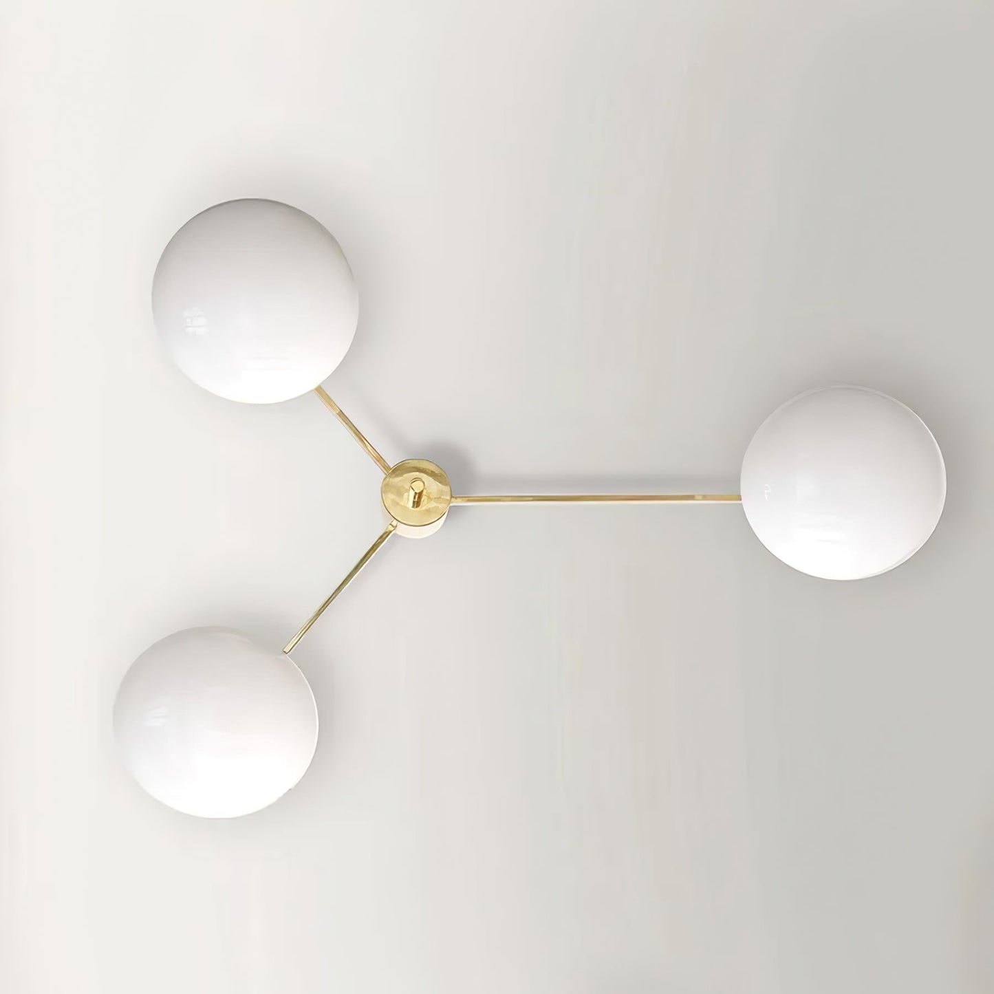 Plafonnier Art Déco en Verre | Élégance et Style pour Intérieur