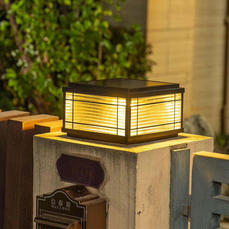 Lampe Solaire d'Extérieur | Éclairage Écologique et Élégant