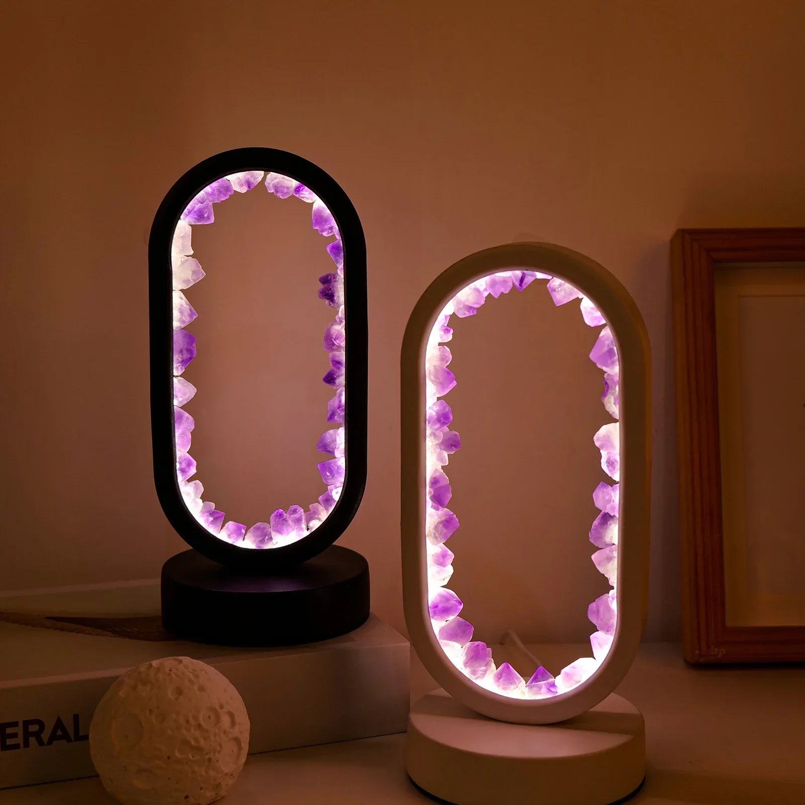 Lampe en Améthyste Naturelle | Lueur Apaisante pour Espaces Tranquilles