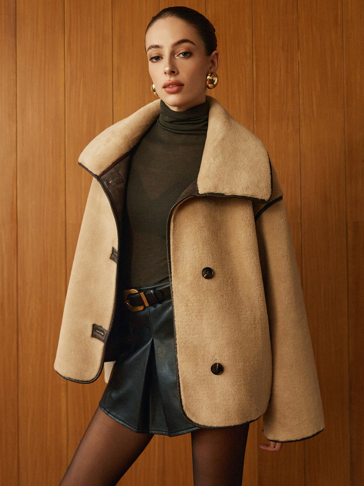 Manteau Long en Minky | Chaud et Élégant avec Piping Contrasté