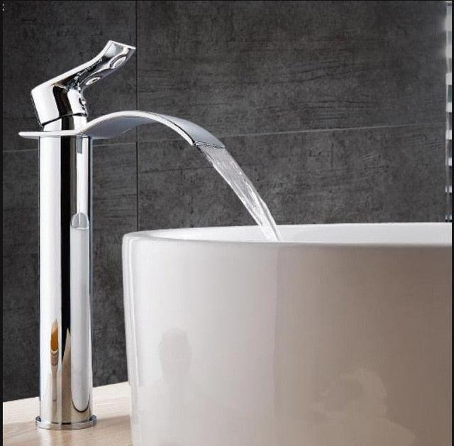 Robinet de Lavabo en Laiton | Effet Cascade pour Salle de Bain Élégante