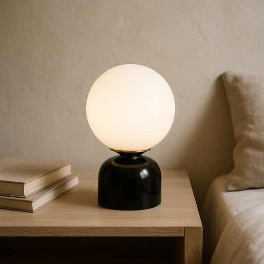 Lampe de Table Minimaliste Moderne | Élégance et Confort pour Votre Intérieur