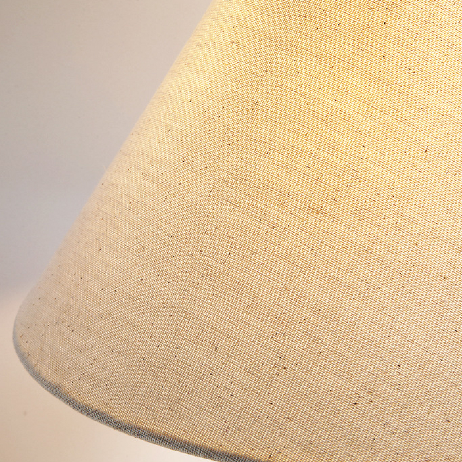 Lampe de Table en Marbre et Lin | Élégance Contemporaine pour Intérieur