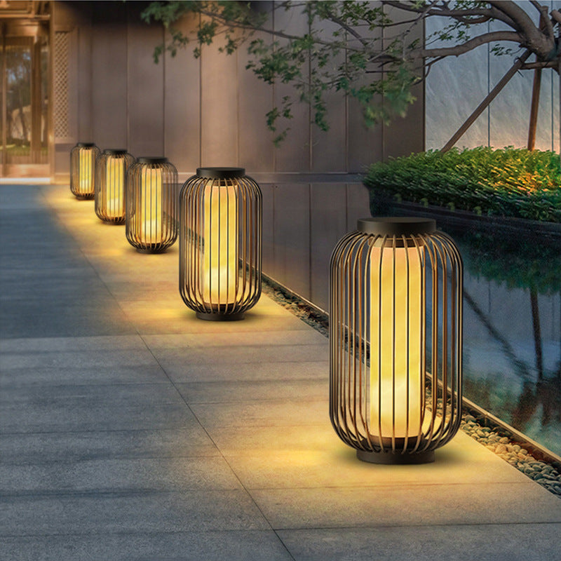 Lanterne Solaire de Jardin | Éclairage Écoresponsable et Élégant