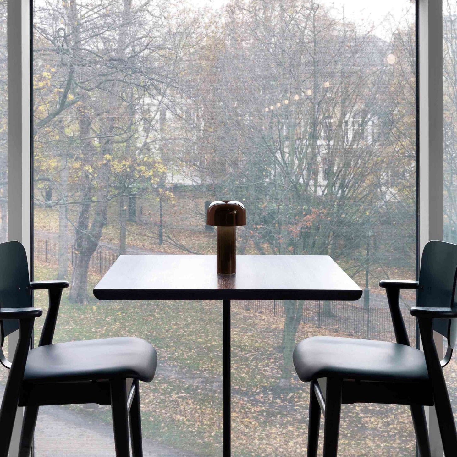 Lampe LED Rechargeable Portable | Design Élégant et Fonctionnel