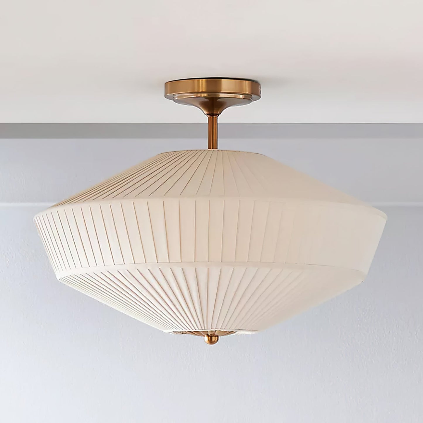 Lumière de Plafond Élégante | Éclairage Doux et Raffiné pour Intérieurs