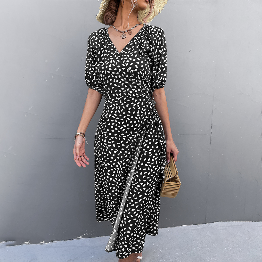 Robe Midi Croisée Été | Chic Col V et Détail Fendu