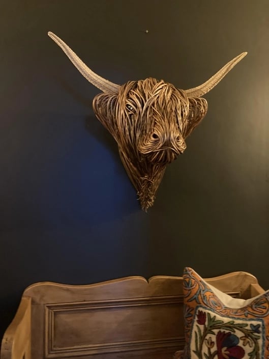 Sculpture Murale de Vache Chic | Élégance Rustique pour Intérieur