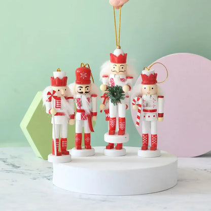 Marionnettes Casse-Noisette en Bois | Décoration Élégante pour Noël