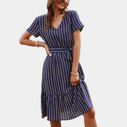 Robe Midi Bohème Élégante | Soie Aérée à Col V pour l'Été