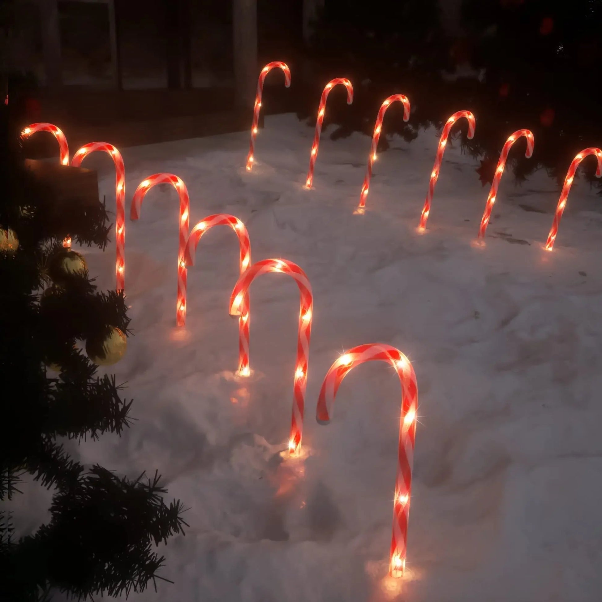 Guirlandes LED Étanches pour Noël | Éclairage Magique et Facile à Installer