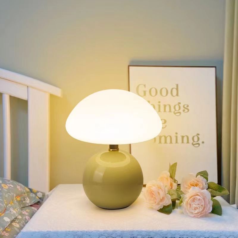 Lampe Bauhaus Épurée | Design Minimaliste et Ambiance Ajustable