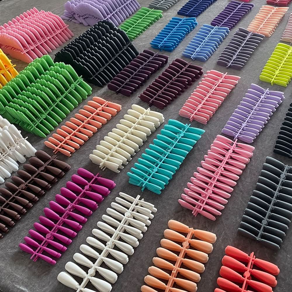 Ongles Autocollants Mats | Look Élégant en 13 Teintes