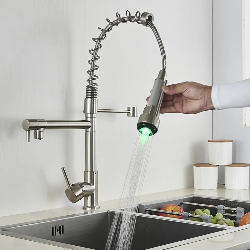 Robinet de Cuisine LED Chromé | Bec Flexible et Changement de Couleur