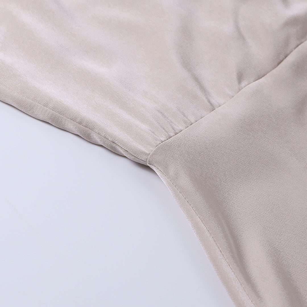 Robe Midi Élégante avec Fente Haute | Silhouette Flatteuse et Confortable