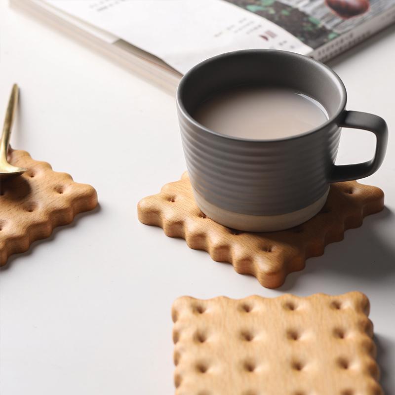 Sous-verres en Bois Design Élégant | Protection et Style pour Votre Table