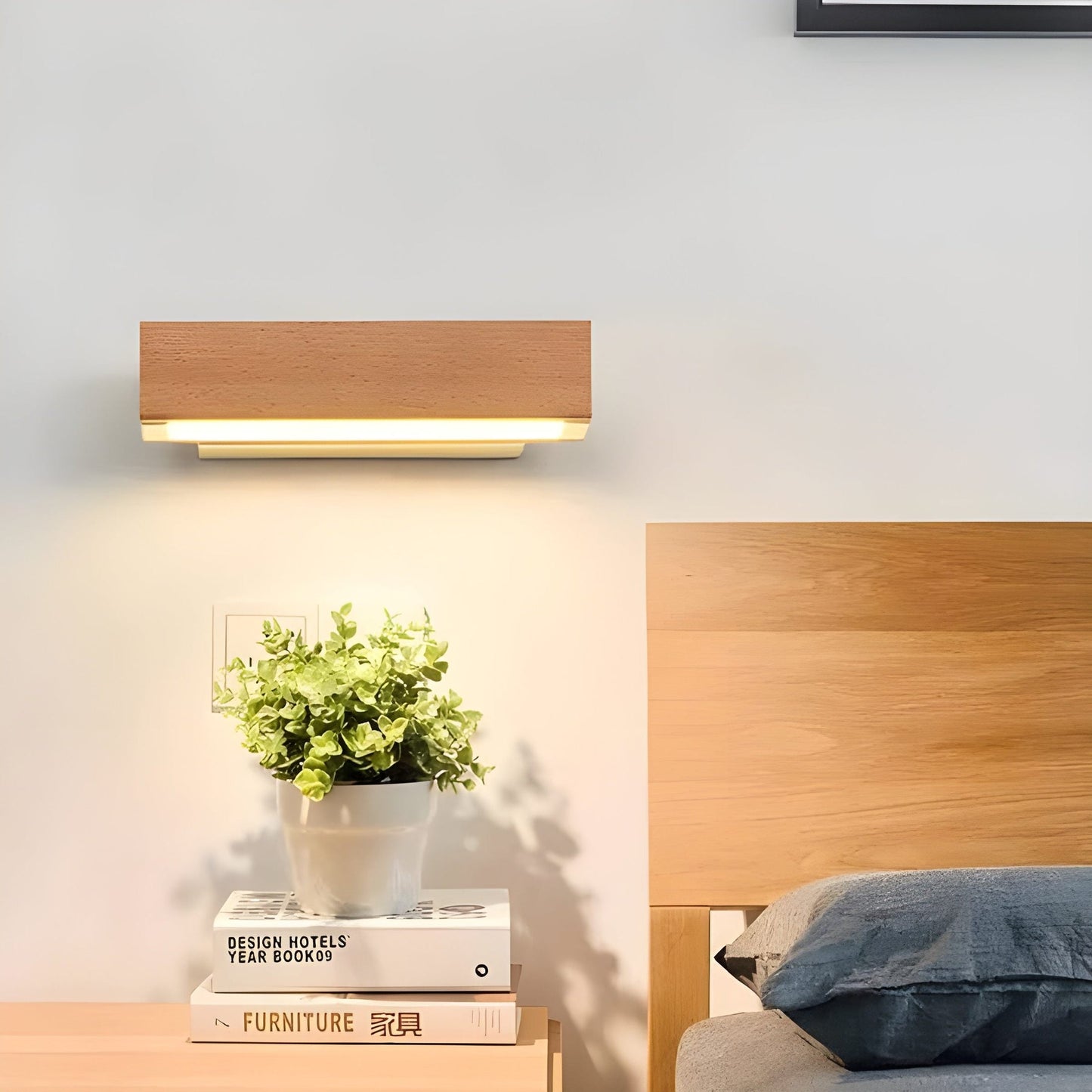 Lampe Murale LED en Bois | Design Scandinave et Éclairage Chaud