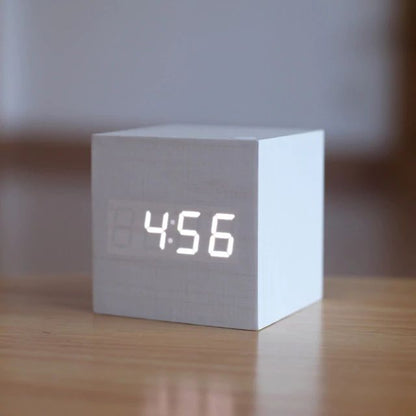 Horloge Numérique Compacte pour Bureau | Design Élégant et Précis