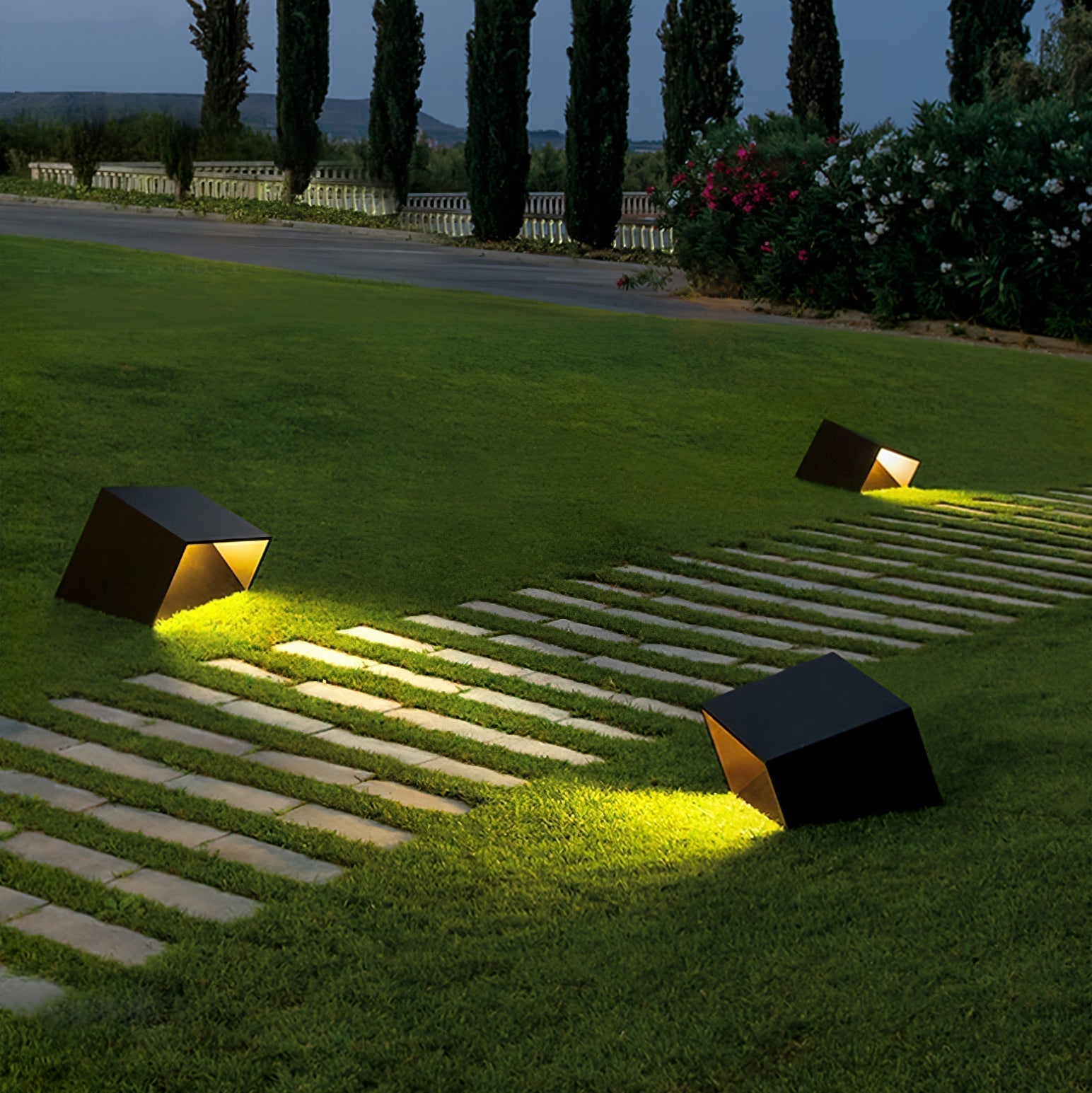 Lumière Solaire de Jardin | Éclairage LED Compact et Durable