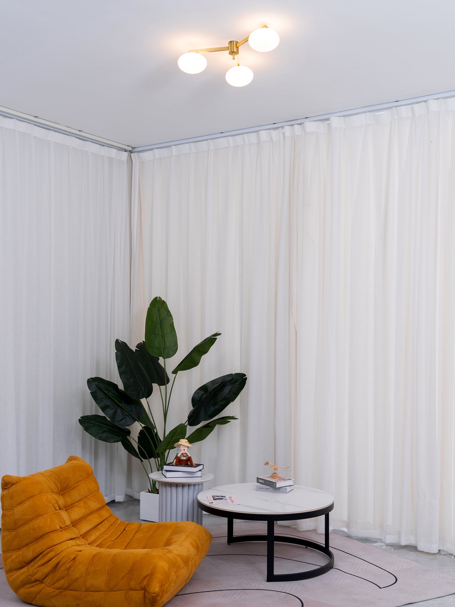 Plafonnier Art Déco en Verre | Élégance et Style pour Intérieur