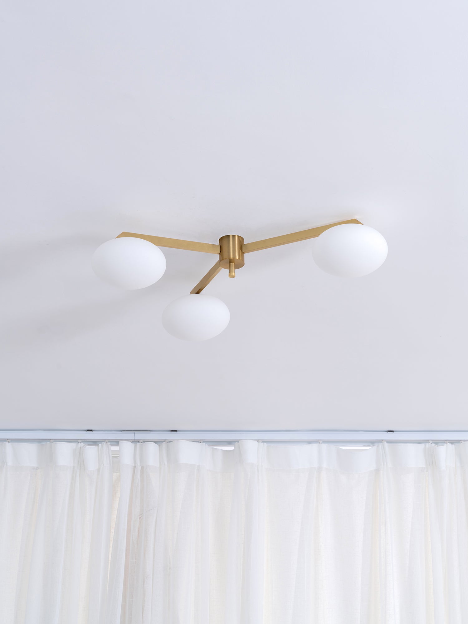 Plafonnier Art Déco en Verre | Élégance et Style pour Intérieur