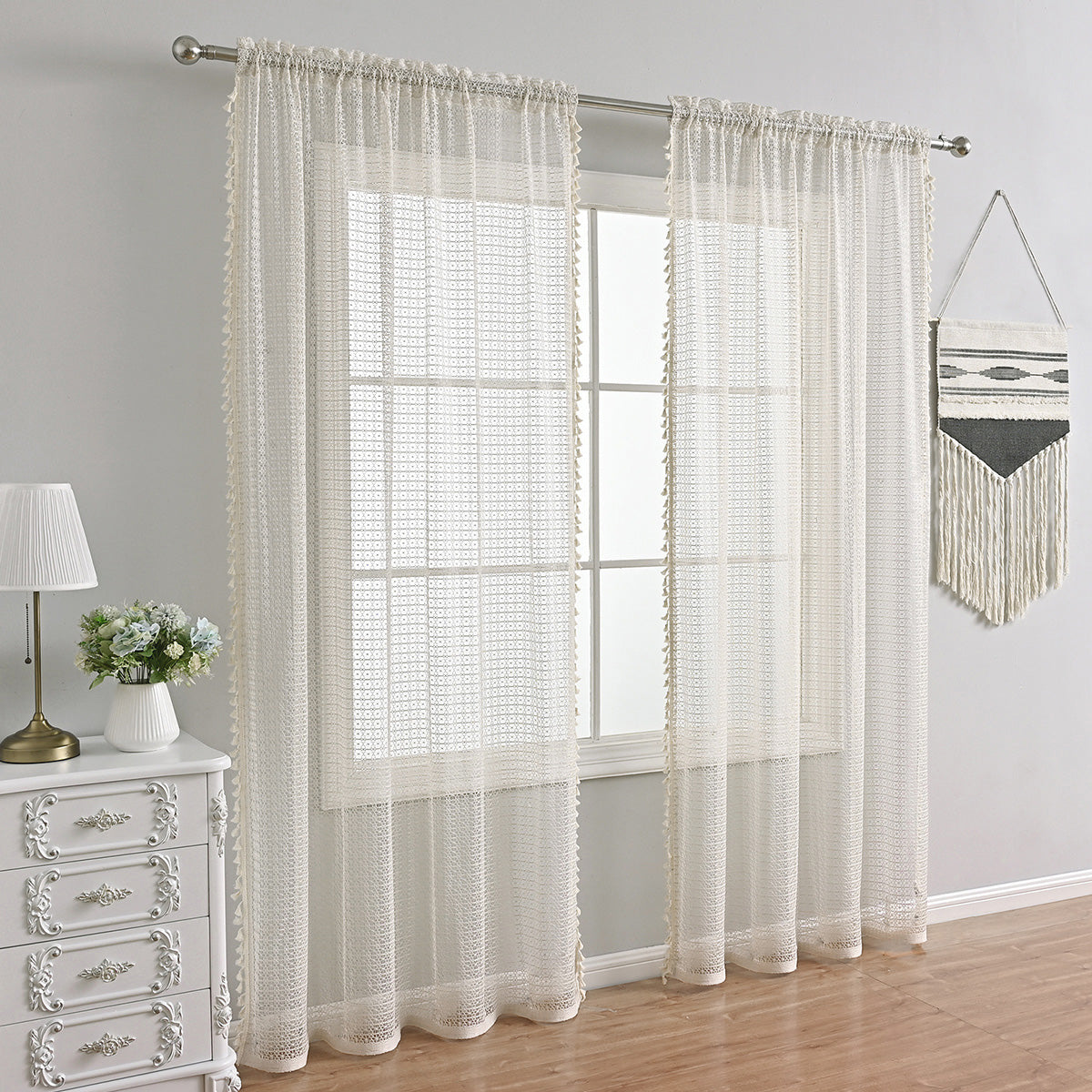 Rideaux en Voile Beige Doux | Élégance Lumineuse pour Espaces Sophistiqués
