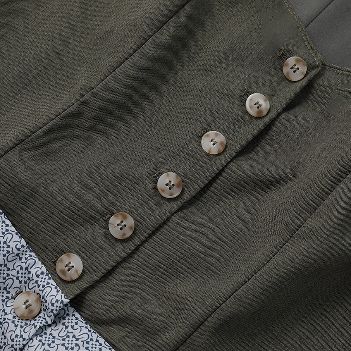 Robe Dirndl Traditionnelle avec Tablier | Élégante Tenue pour Oktoberfest