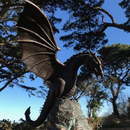 Fontaine de Dragon Cracheur de Feu | Sculpture Enchanteresse pour Jardin