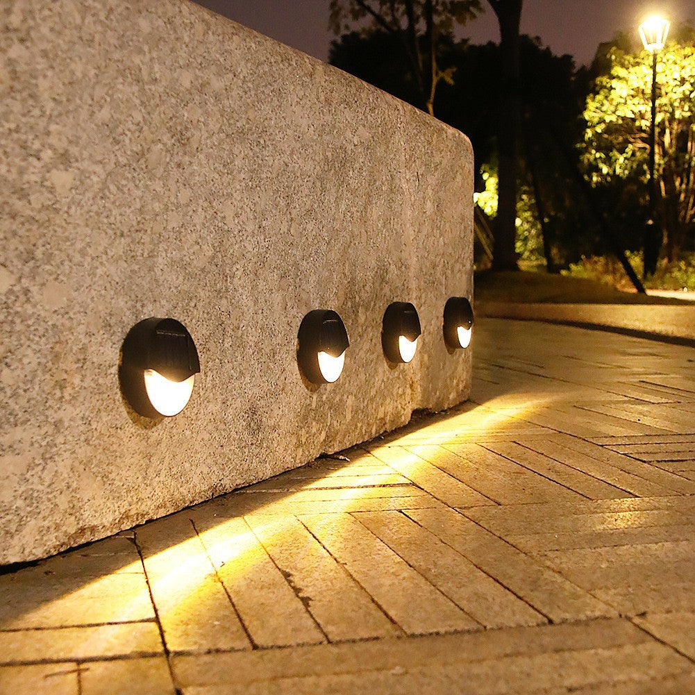 Lampes Solaires Étanches pour Jardin | Énergie Solaire et Installation Facile