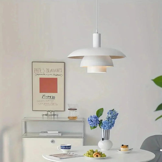 Luminaire Suspendu Scandinave | Élégance et Polyvalence pour Espaces Modernes